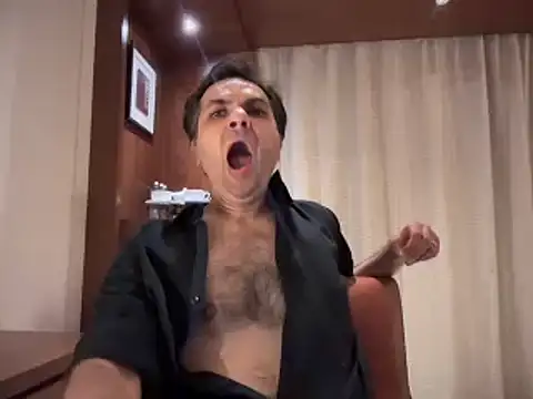 Snapshot of immog727 chatting on February 14, 2026, 7:03 pm immog727 online show from February 14, 2026, 7:03 pm