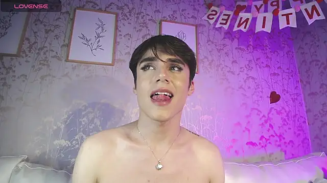 Snapshot of ChristianM_18 chatting on February 15, 2025, 8:23 pm ChristianM 18 online show from February 15, 2025, 8:23 pm