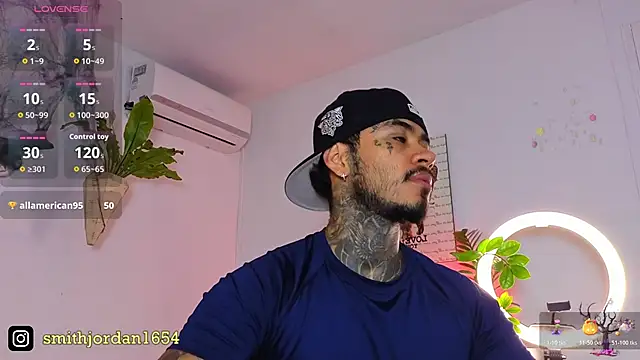 JordanSmiith  online show from October 26, 2025, 3:01 pm