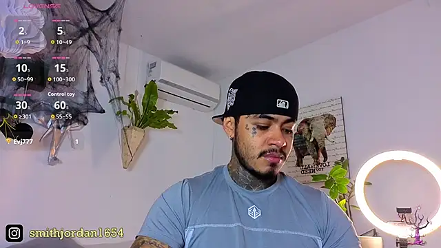 JordanSmiith  online show from October 22, 2025, 9:24 pm