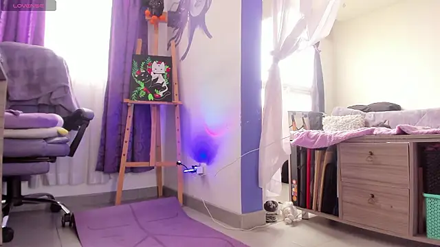 witchviolet online show from March 12, 2026, 1:59 pm