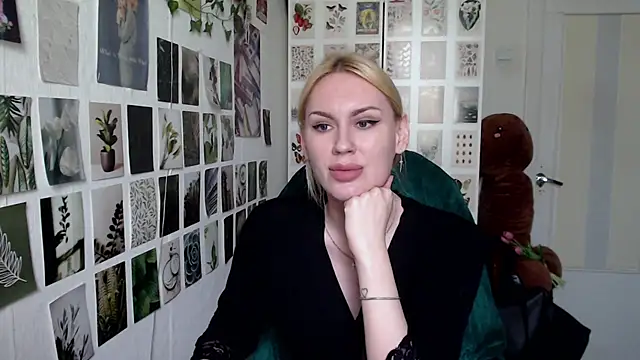 CapriScorpion online show from May 14, 2026, 12:46 pm