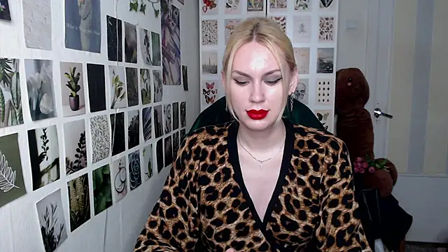 CapriScorpion online show from May 10, 2026, 4:09 pm