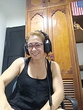 Snapshot of mademonsexy chatting on July 11, 2026, 4:13 am mademonsexy online show from July 11, 2026, 4:13 am