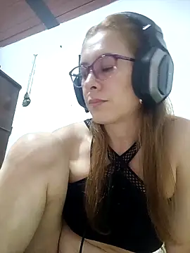 mademonsexy online show from October 17, 2025, 4:05 am