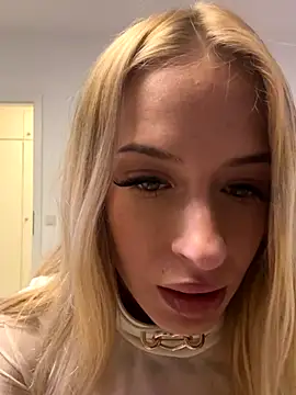 Snapshot of Leyladieistso47 chatting on November 7, 2025, 9:08 pm Leyladieistso47 online show from November 7, 2025, 9:08 pm