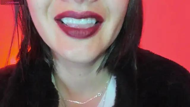 queen fetish online show from November 14, 2025, 10:41 am