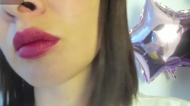 Snapshot of queen_fetish chatting on June 9, 2026, 7:59 pm queen fetish online show from June 9, 2026, 7:59 pm