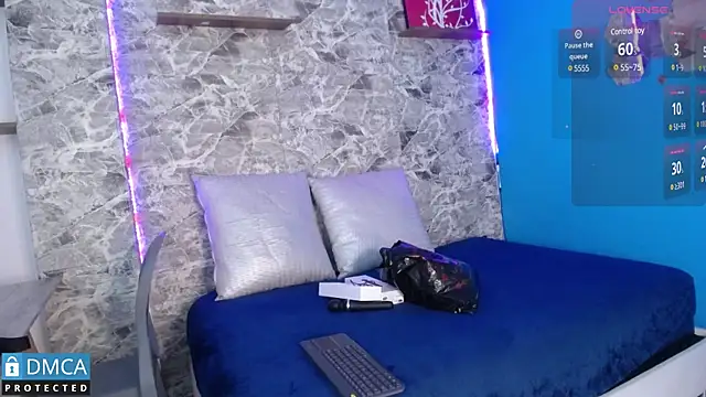 CarolRodriguez  online show from February 21, 2025, 2:38 pm