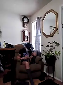 Snapshot of prettyboi6992 chatting on February 10, 2025, 4:58 pm prettyboi6992 online show from February 10, 2025, 4:58 pm