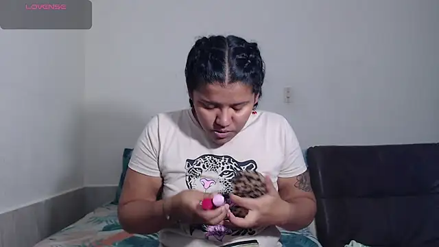 agata 22 online show from March 19, 2026, 3:17 am