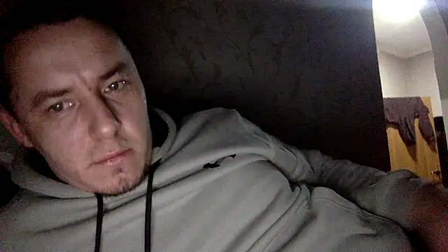 KristiDan online show from November 25, 2025, 11:16 pm