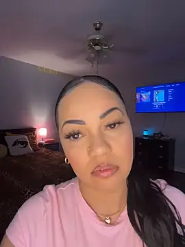 Snapshot of DestineeJayde chatting on March 18, 2026, 4:15 am DestineeJayde online show from March 18, 2026, 4:15 am