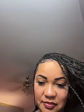 Snapshot of DestineeJayde chatting on March 25, 2026, 5:51 am DestineeJayde online show from March 25, 2026, 5:51 am