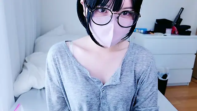 Snapshot of _HIKARU_ chatting on March 13, 2025, 12:05 am HIKARU online show from March 13, 2025, 12:05 am