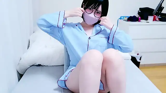 Snapshot of _HIKARU_ chatting on March 13, 2025, 2:01 pm HIKARU online show from March 13, 2025, 2:01 pm