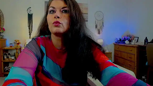 Snapshot of EllenGrace chatting on June 4, 2026, 8:30 am EllenGrace online show from June 4, 2026, 8:30 am