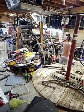 Snapshot of cdressupdiva chatting on March 6, 2025, 11:36 am cdressupdiva online show from March 6, 2025, 11:36 am