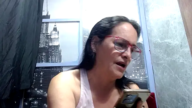 Nastylatinaxxx online show from September 17, 2025, 12:18 pm