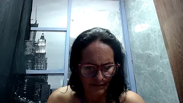 Nastylatinaxxx online show from February 12, 2026, 11:37 pm