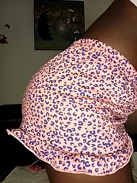 The-Peach-Flexer online show from February 8, 2026, 11:24 pm