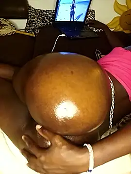 The-Peach-Flexer online show from March 19, 2026, 10:43 pm