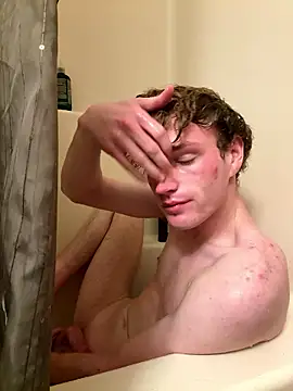 Snapshot of CreamyAustin chatting on January 17, 2026, 12:37 am CreamyAustin online show from January 17, 2026, 12:37 am