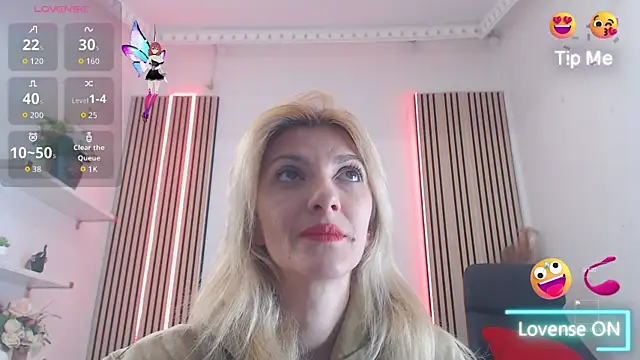 RileyLanna online show from November 12, 2025, 12:15 am