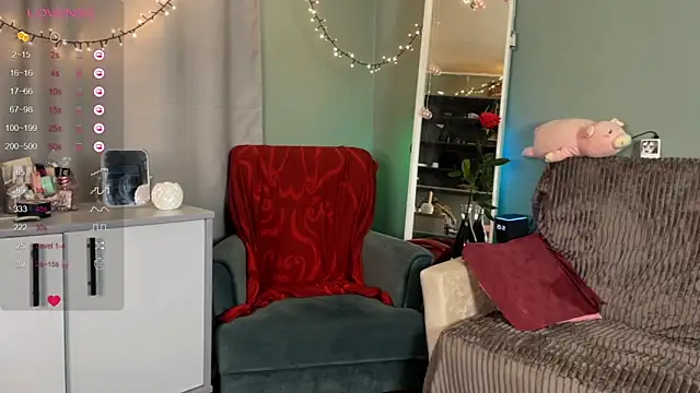 Snapshot of HumbleJess chatting on March 31, 2026, 12:07 pm HumbleJess online show from March 31, 2026, 12:07 pm