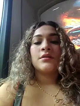 Sara smiiith211 online show from March 19, 2026, 4:07 pm