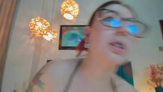 Emilywatsonn online show from November 7, 2025, 12:26 am