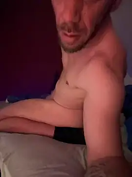 Bennyben8604 online show from February 24, 2025, 2:30 am