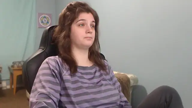 Snapshot of TreeJeanne chatting on February 28, 2025, 1:03 pm TreeJeanne online show from February 28, 2025, 1:03 pm