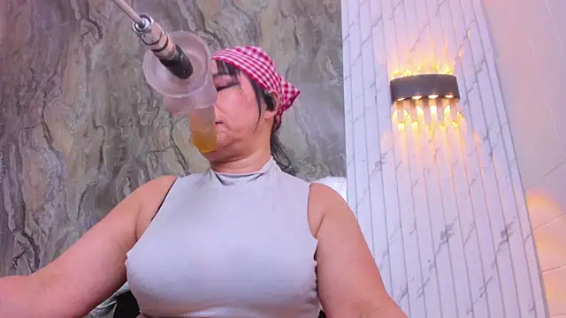 Snapshot of annie_wigg chatting on September 24, 2025, 3:02 am annie wigg online show from September 24, 2025, 3:02 am