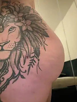 babyyboomm online show from February 6, 2025, 11:37 pm