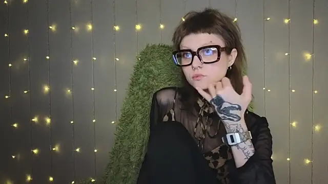 kortny yo online show from February 14, 2025, 3:36 pm