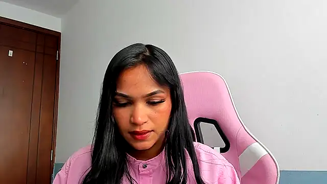 Miiss scarlett1 online show from May 7, 2026, 9:51 pm