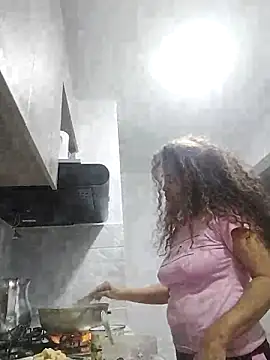 Snapshot of Alma_Sexyy chatting on March 8, 2025, 3:39 am Alma Sexyy online show from March 8, 2025, 3:39 am