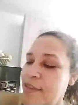 Snapshot of Alma_Sexyy chatting on February 23, 2025, 6:34 pm Alma Sexyy online show from February 23, 2025, 6:34 pm