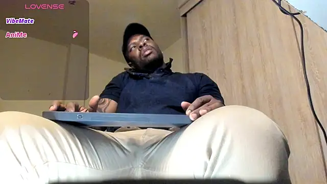 Snapshot of thomas_santtos1 chatting on July 21, 2026, 3:57 pm thomas santtos1 online show from July 21, 2026, 3:57 pm