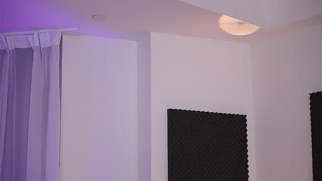 NicoleSarahX online show from February 8, 2025, 11:24 pm