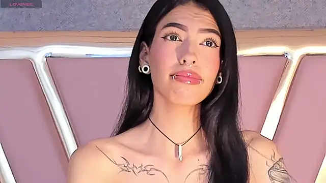 Snapshot of Eva_Benely chatting on September 27, 2025, 8:53 am Eva Benely online show from September 27, 2025, 8:53 am