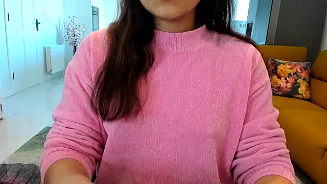 winterforu online show from October 24, 2025, 2:49 pm