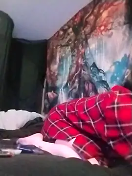 Snapshot of HighCityHoney chatting on February 1, 2025, 8:50 am HighCityHoney online show from February 1, 2025, 8:50 am