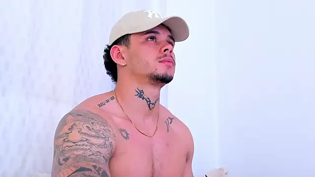 NoahhBrown online show from September 16, 2025, 5:30 am