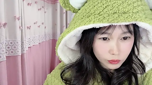 Shleybaby online show from December 15, 2024, 2:05 pm