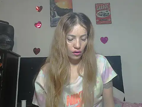 valerivegass online show from November 23, 2025, 2:05 pm