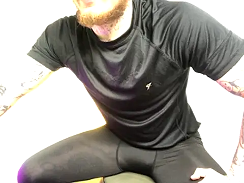 layneinchains online show from November 5, 2025, 9:12 am