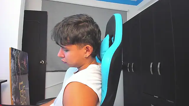 Bray Kevin online show from November 8, 2025, 1:42 am