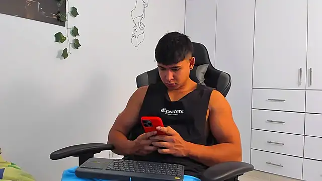 Bray Kevin online show from December 17, 2025, 8:36 pm